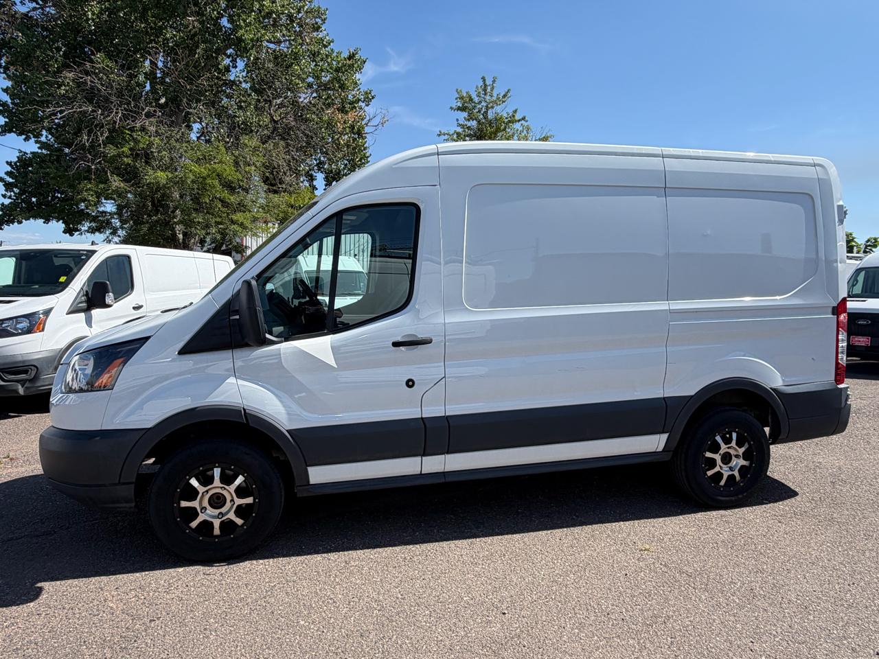 ford transit van 2018 1FTYR1CM9JKA19679 image ford transit van 2018 1FTYR1CM9JKA19679 image